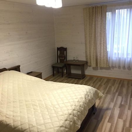 Podilskii Dvir Yakushintsy Exteriör bild