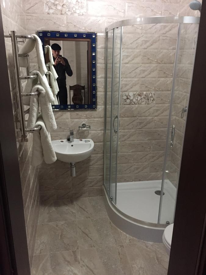 Podilskii Dvir Yakushintsy Exteriör bild