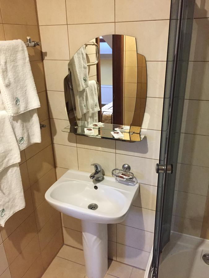 Podilskii Dvir Yakushintsy Exteriör bild